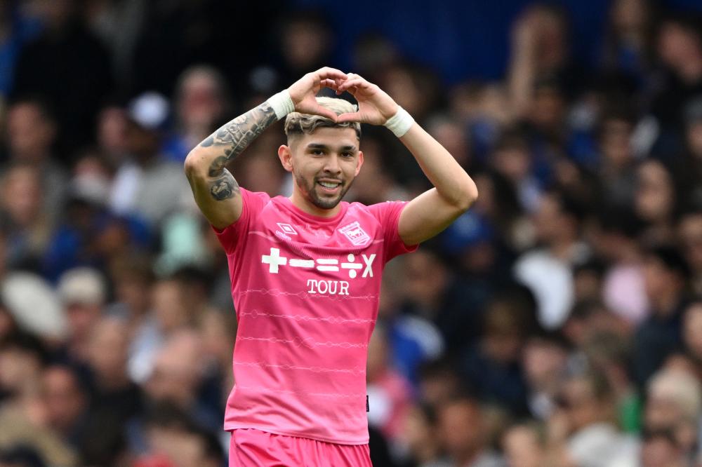 更展现了明 更展现了明