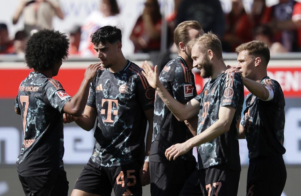 而他的回归 而他的回归